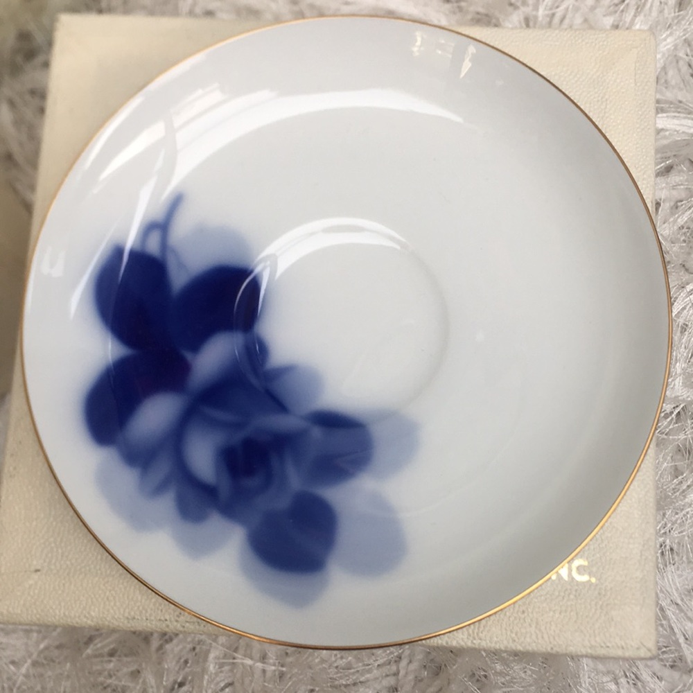 Okura China Fine Porcelain Art Blue Rose Cup Set - Picture 4 of 14